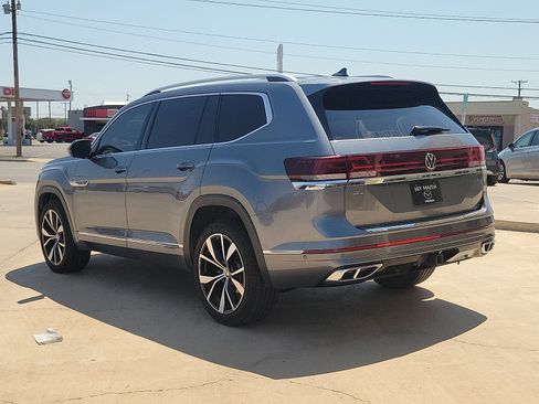 Used 2024 Volkswagen Atlas SEL Premium R-Line AWD/4WD image 5