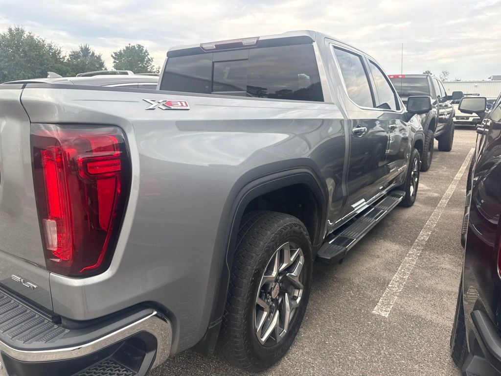 Used 2024 GMC Sierra 1500 SLT w/ SLT Premium Plus Package AWD/4WD image 7