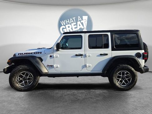 Used 2024 Jeep Wrangler Unlimited Rubicon AWD/4WD image 7