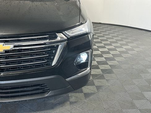 Used 2023 Chevrolet Traverse LT w/ LPO, Cargo Package AWD/4WD image 9