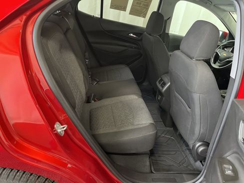 Used 2022 Chevrolet Equinox LT AWD/4WD image 21