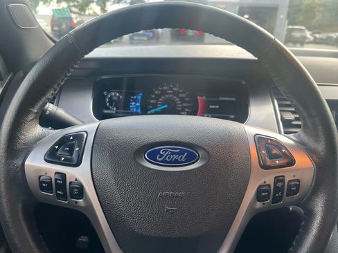 Used 2019 Ford Taurus SEL image 13