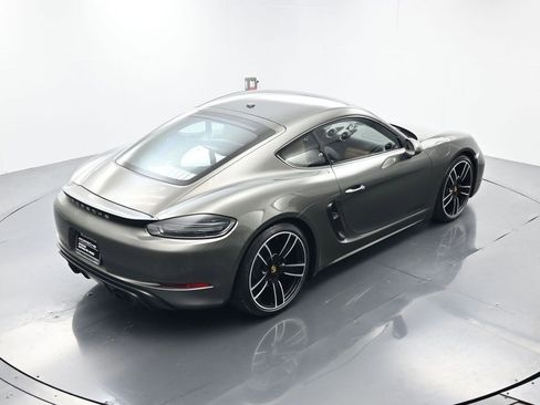 Used 2024 Porsche 718 Cayman GT4 image 38