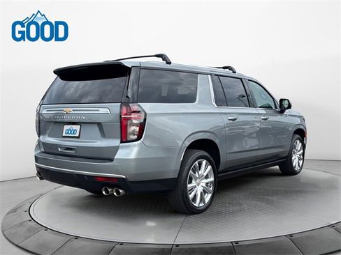 Used 2023 Chevrolet Suburban High Country w/ Premium Package 2 image 5