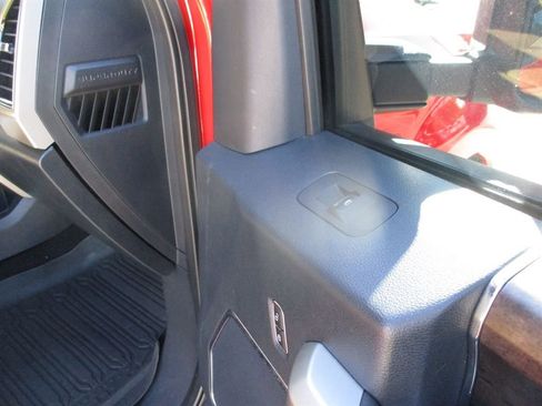 Used 2022 Ford F250 Lariat w/ Lariat Ultimate Package image 23