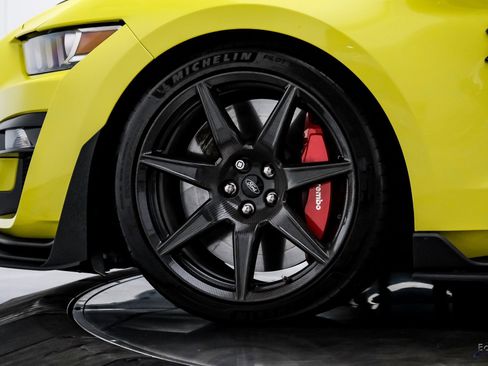 Used 2021 Ford Mustang Shelby GT500 w/ Carbon Fiber Track Pack image 66