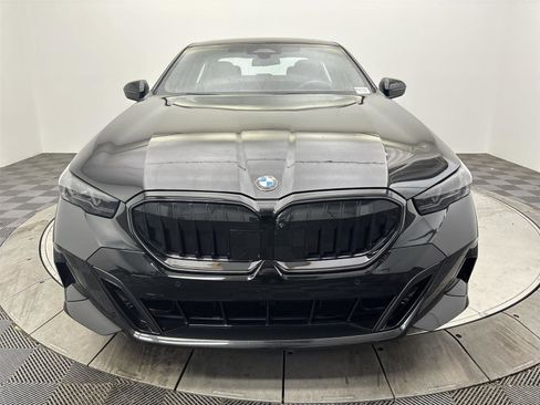 Used 2025 BMW 530i xDrive w/ M Sport Package image 14