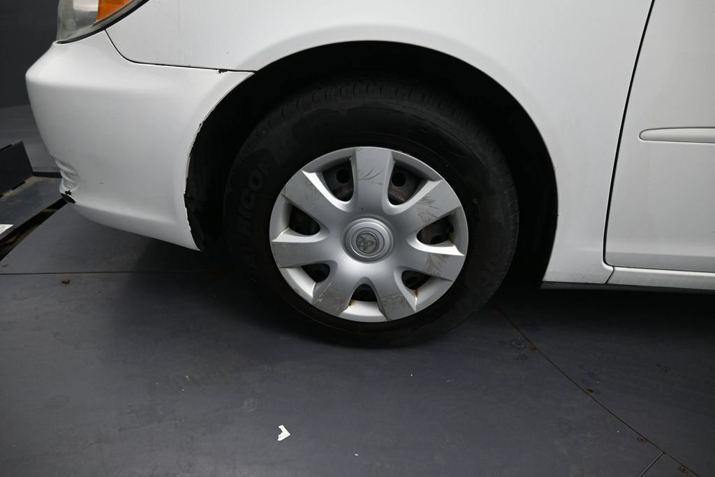 Used 2003 Toyota Camry LE FWD image 13