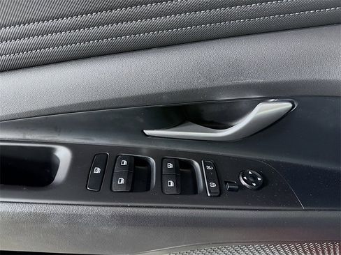 Certified 2024 Hyundai Elantra SEL w/ Convenience Package image 24