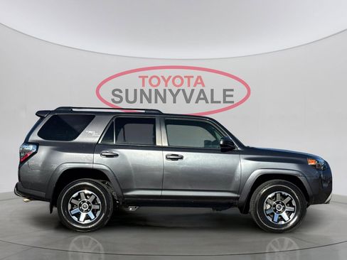 Certified 2022 Toyota 4Runner TRD Off-Road image 10