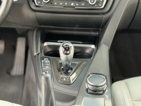 Used 2015 BMW M4 Coupe RWD image 35