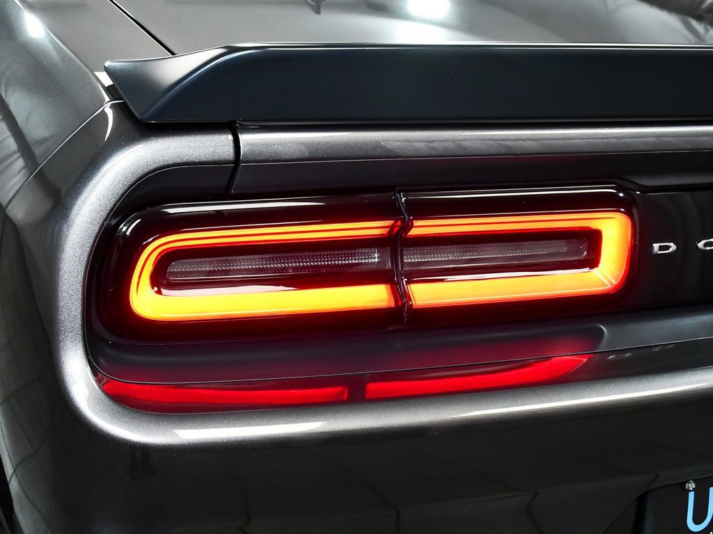 Used 2022 Dodge Challenger R/T Scat Pack RWD image 71