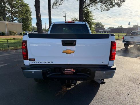 Used 2014 Chevrolet Silverado 2500 LT w/ Z71 Appearance Package AWD/4WD image 3