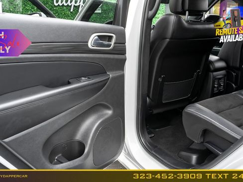 Used 2021 Jeep Grand Cherokee Laredo X AWD/4WD image 15