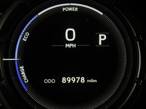 Used 2019 Lexus UX 250h F Sport AWD/4WD image 35