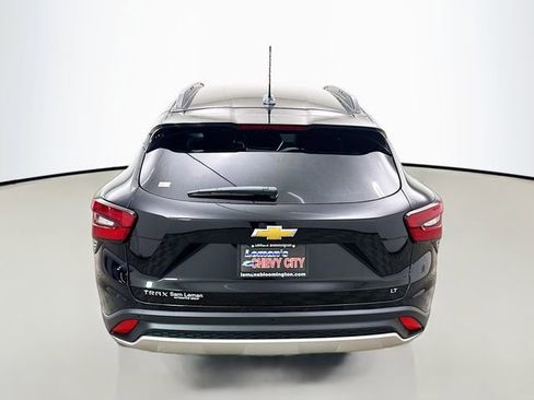 New 2026 Chevrolet Trax LT image 7