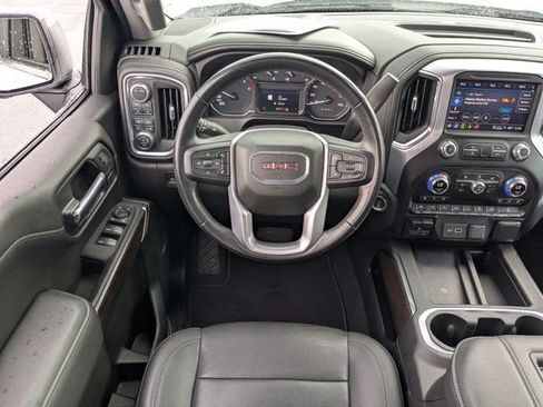 Used 2022 GMC Sierra 1500 SLT w/ SLT Premium Plus Package AWD/4WD image 16