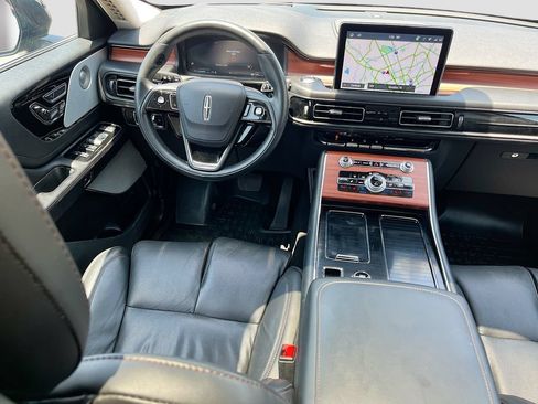 Used 2023 Lincoln Aviator Reserve w/ Equipment Group 201A RWD image 24