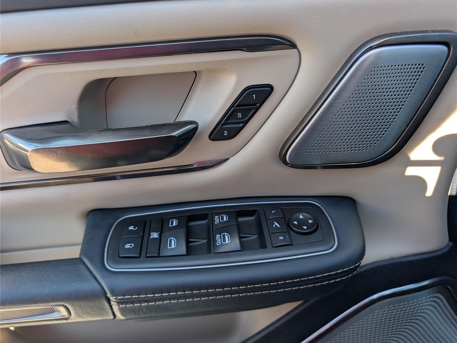 Used 2020 RAM 1500 Limited AWD/4WD image 20