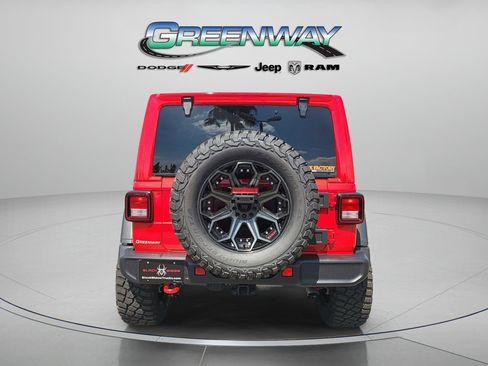 Used 2025 Jeep Wrangler Unlimited Sport AWD/4WD image 2
