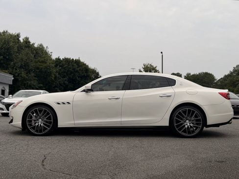 Used 2014 Maserati Quattroporte GTS RWD image 2