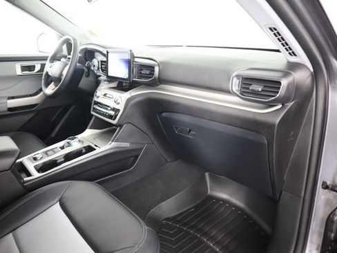 Used 2023 Ford Explorer XLT w/ Equipment Group 202A image 68