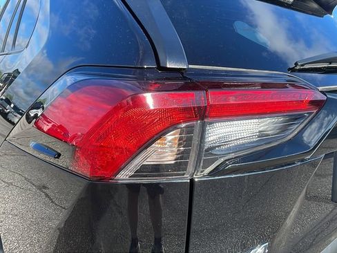 Used 2025 Toyota RAV4 XLE image 11