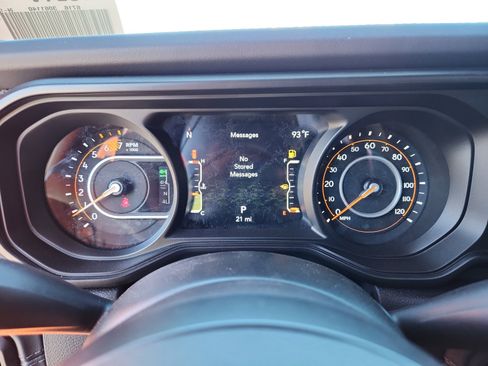 New 2025 Jeep Wrangler Unlimited Rubicon 392 image 10