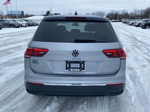 Used 2024 Volkswagen Tiguan S image 5