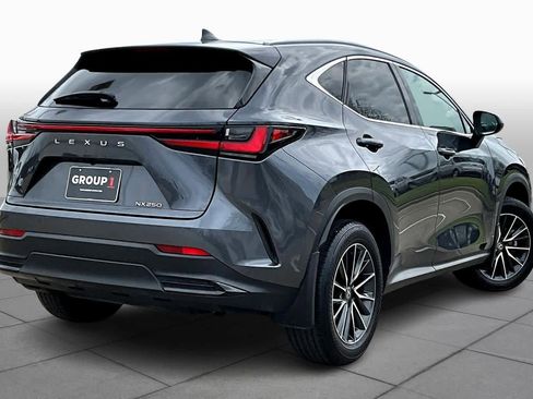 Used 2025 Lexus NX 250 FWD w/ Towing Package (2000 Lbs) image 11