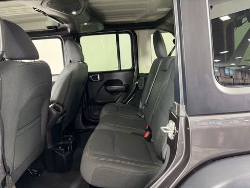 Used 2025 Jeep Wrangler Sport S image 25