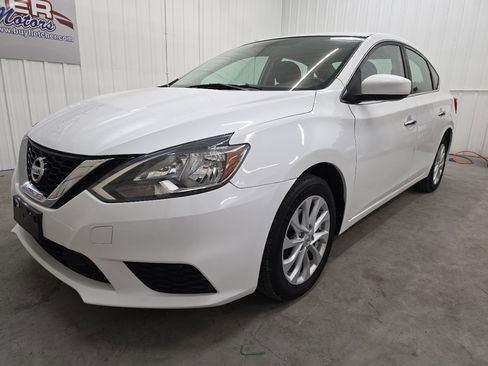 Used 2019 Nissan Sentra SV image 5