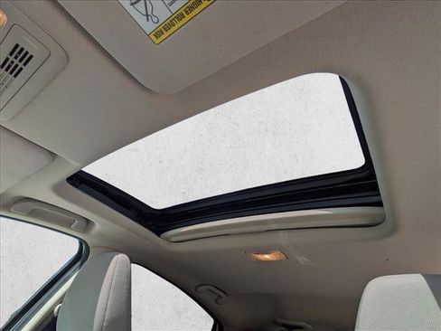 Used 2019 Honda HR-V EX image 14