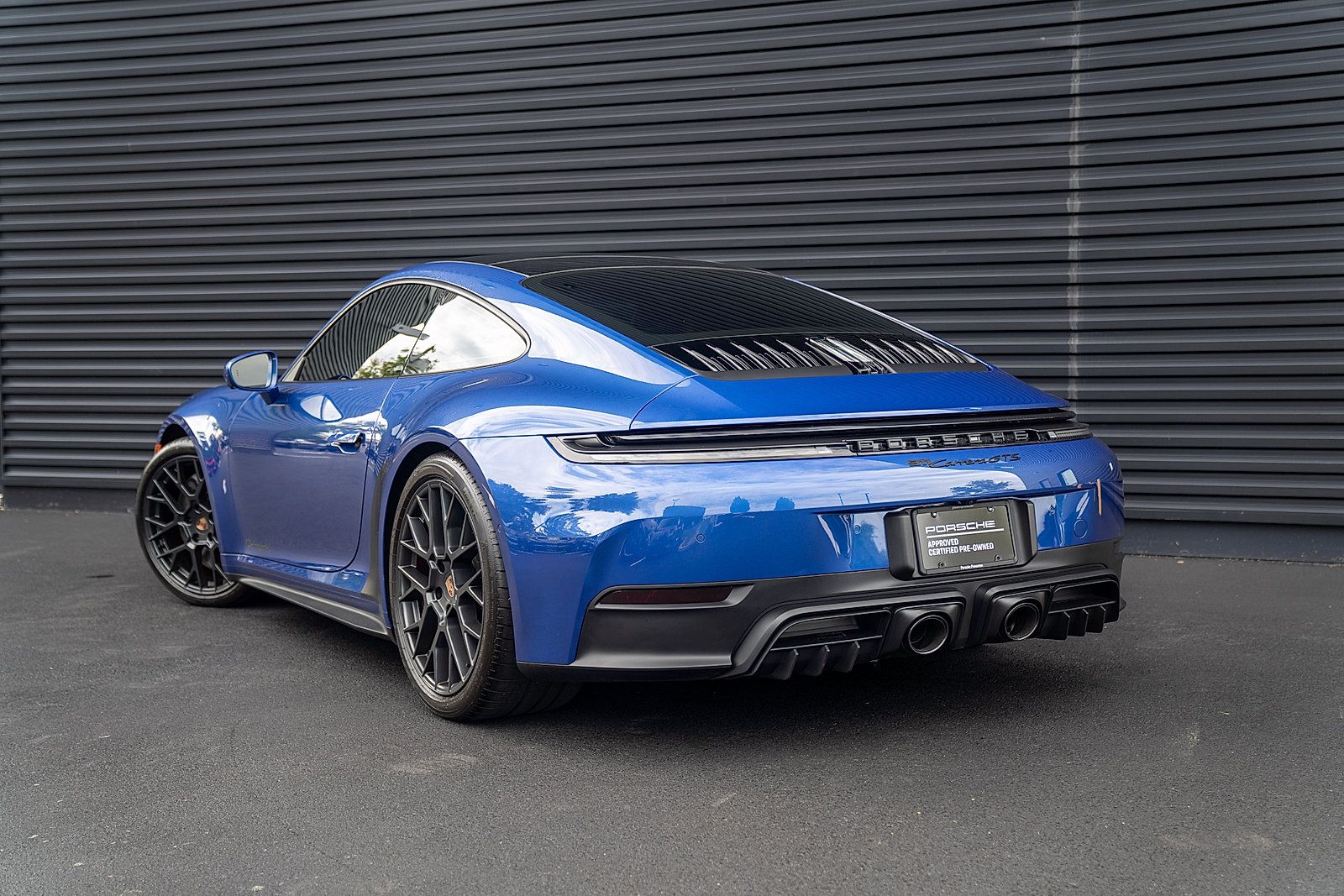 Certified 2026 Porsche 911 Carrera GTS RWD image 3