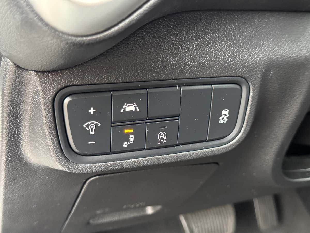 Used 2022 Kia Soul LX w/ Technology Package FWD image 27