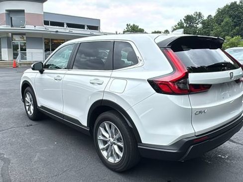 Used 2024 Honda CR-V EX image 7