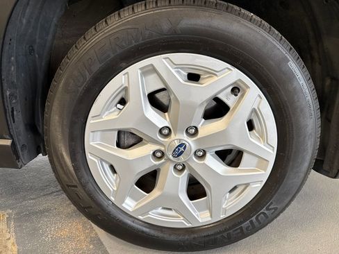 Certified 2022 Subaru Forester AWD/4WD image 2