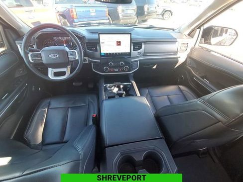 Used 2023 Ford Expedition XLT image 20