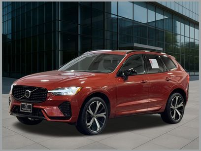 Used 2022 Volvo XC60 T8 R-Design w/ Advanced Package