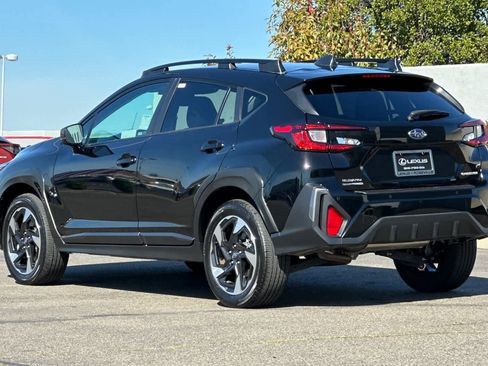 Used 2024 Subaru Crosstrek 2.5i Limited w/ Crosstrek Mirror Package image 7