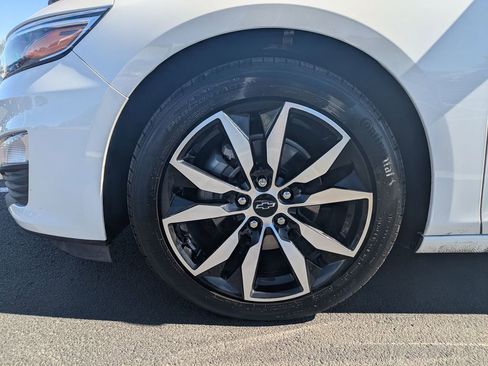 Certified 2025 Chevrolet Malibu RS image 31