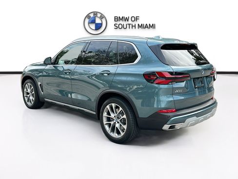 Certified 2024 BMW X5 sDrive40i w/ Premium Package image 5