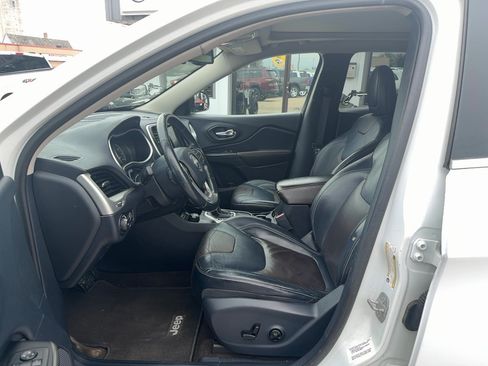 Used 2014 Jeep Cherokee Limited AWD/4WD image 11