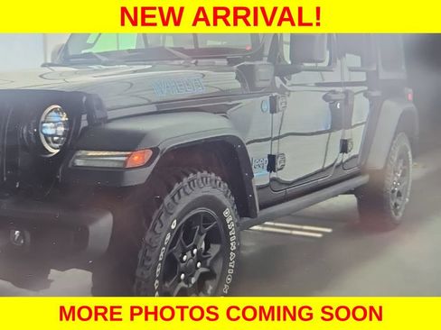 Used 2023 Jeep Wrangler Unlimited w/ Cold Weather Group AWD/4WD image 11