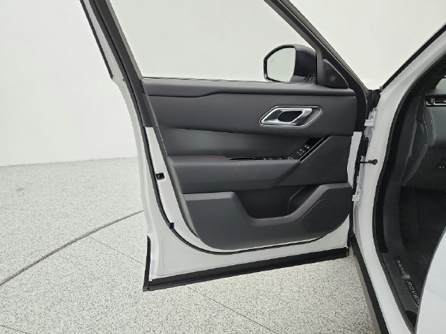 New 2026 Land Rover Range Rover Velar S AWD/4WD image 41