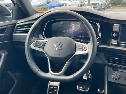 Used 2024 Volkswagen Jetta Sport FWD image 12