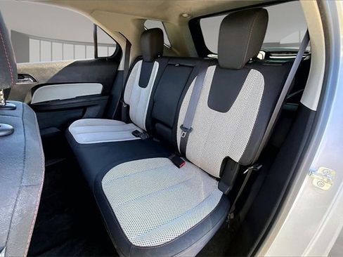 Used 2017 Chevrolet Equinox LS image 19