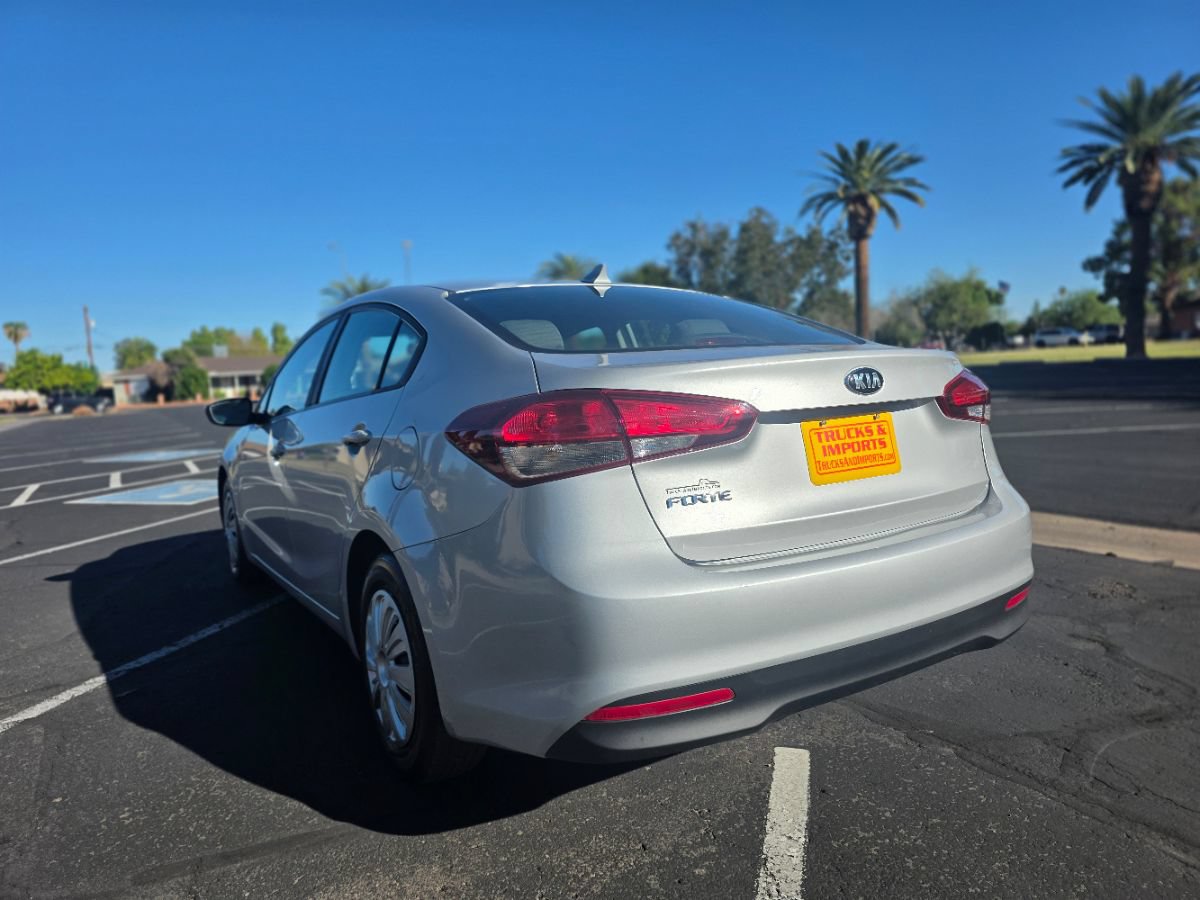 Used 2018 Kia Forte LX FWD image 7