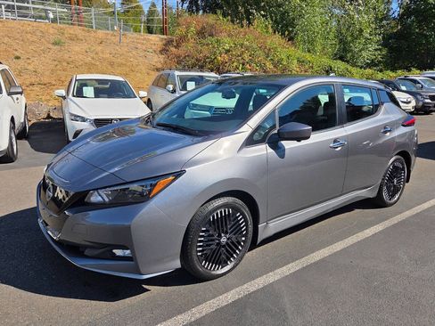 Used 2024 Nissan Leaf SV Plus FWD image 3