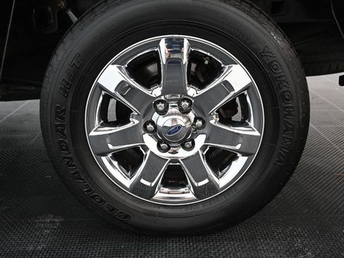 Used 2013 Ford F150 XLT w/ Luxury Equipment Group RWD image 37